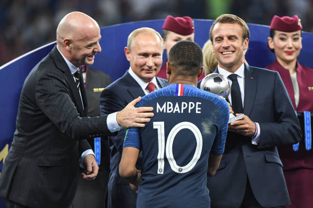 的情感和期 的情感和期